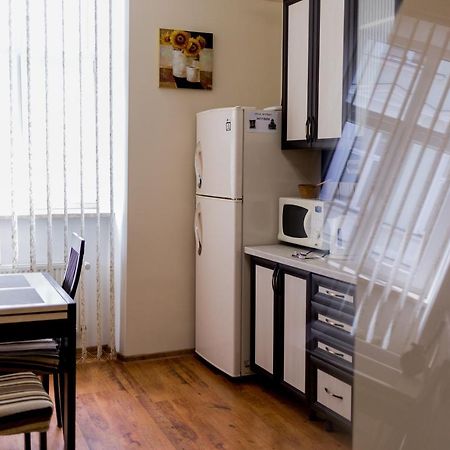 Apartment On Valova Street Lviv Eksteriør billede