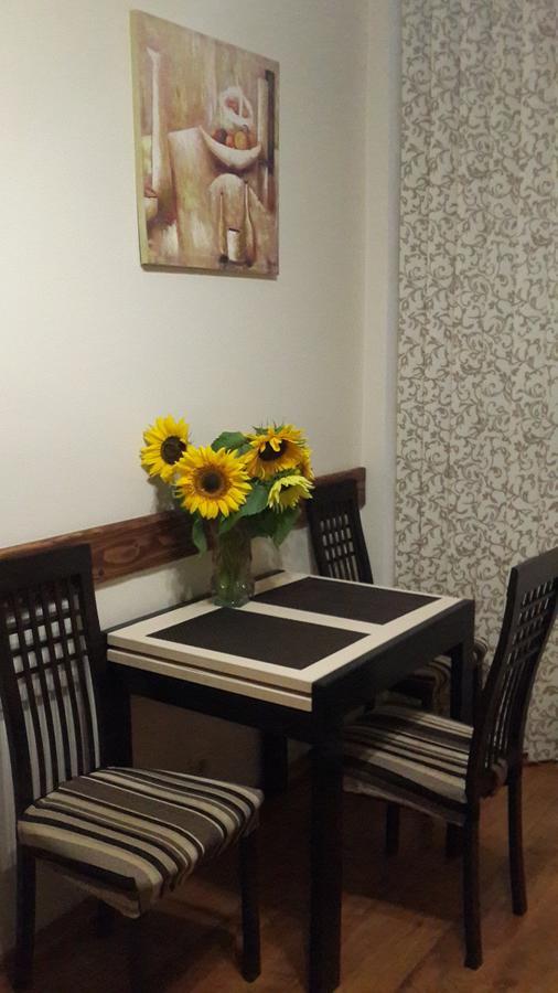 Apartment On Valova Street Lviv Eksteriør billede