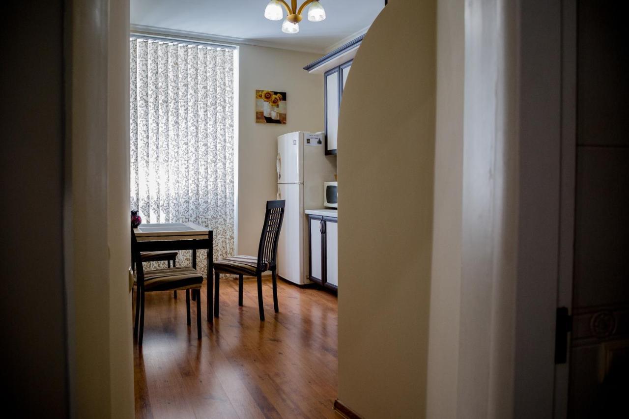 Apartment On Valova Street Lviv Eksteriør billede